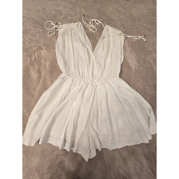 Hyfve White Romper Ruched Shoulders Tassel Ties Pockets Lined V-Neck Boho Chic M - Picture 5 of 13
